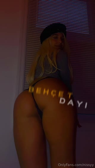 Nissyy (hiddengem) isimli Onlyfans daki türk kızının 100$ değerinde ppv videoları part 5