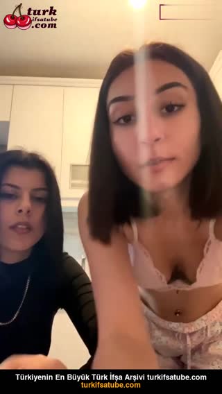 Ceyda Sevim, Live Tangolive Yayınında Normal Videoyu İfşa Ediyor