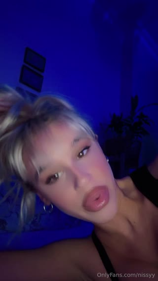 Nissyy (hiddengem) isimli Onlyfans daki türk kızının 100$ değerinde ppv videoları part 34