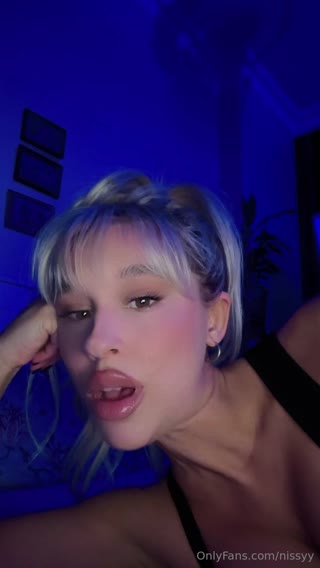 Nissyy (hiddengem) isimli Onlyfans daki türk kızının 100$ değerinde ppv videoları part 36